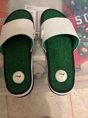 Reef Kids Green and White Golf Turf Slide Sandals
